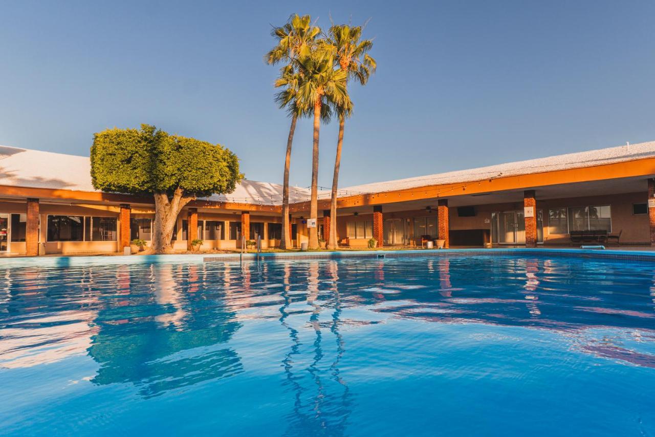 El Camino Hotel & Suites Heroica Caborca Zewnętrze zdjęcie