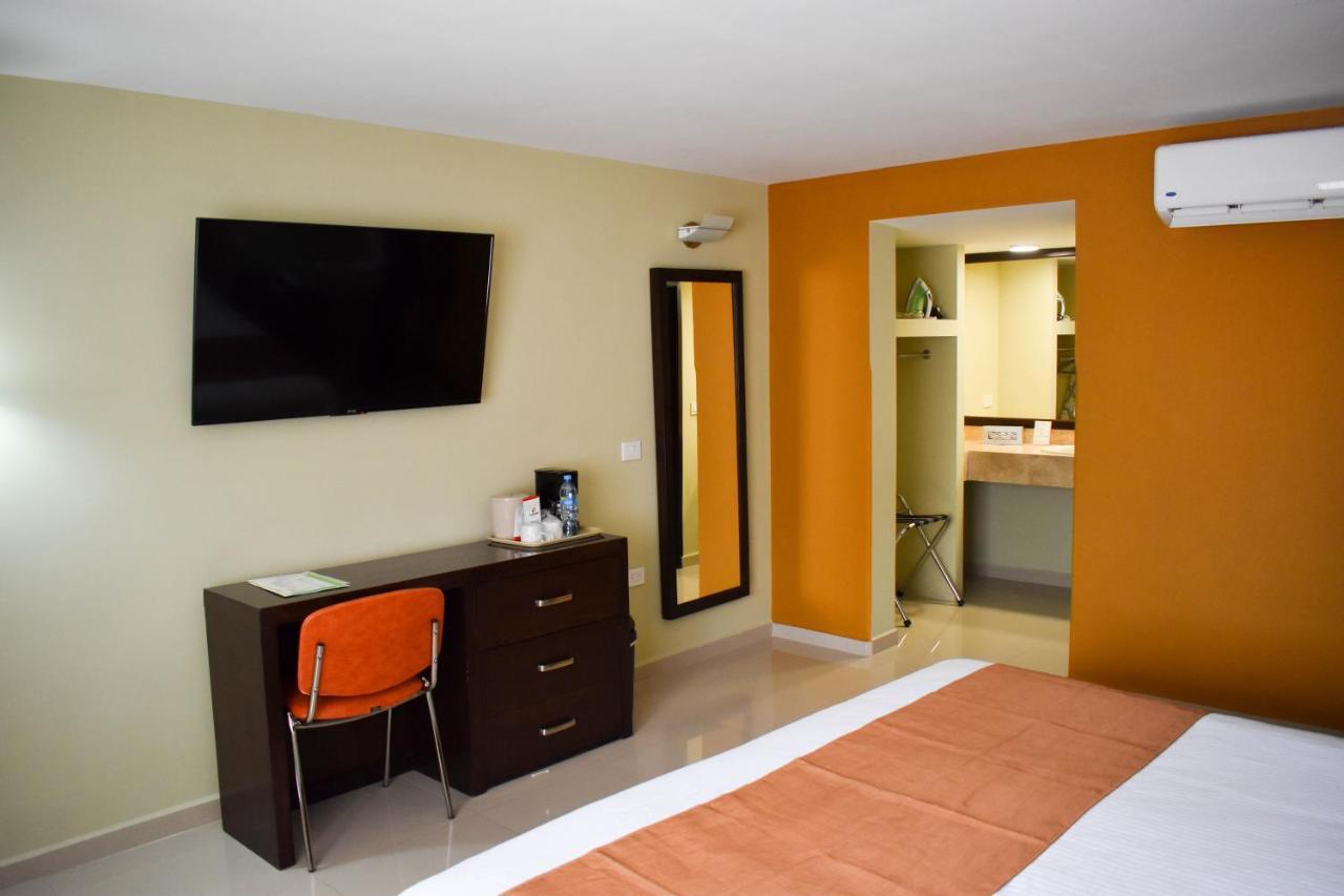 El Camino Hotel & Suites Heroica Caborca Zewnętrze zdjęcie