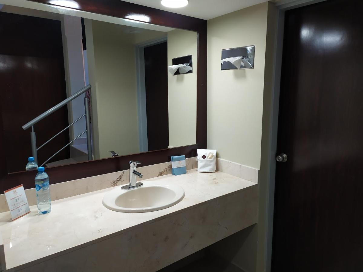 El Camino Hotel & Suites Heroica Caborca Zewnętrze zdjęcie