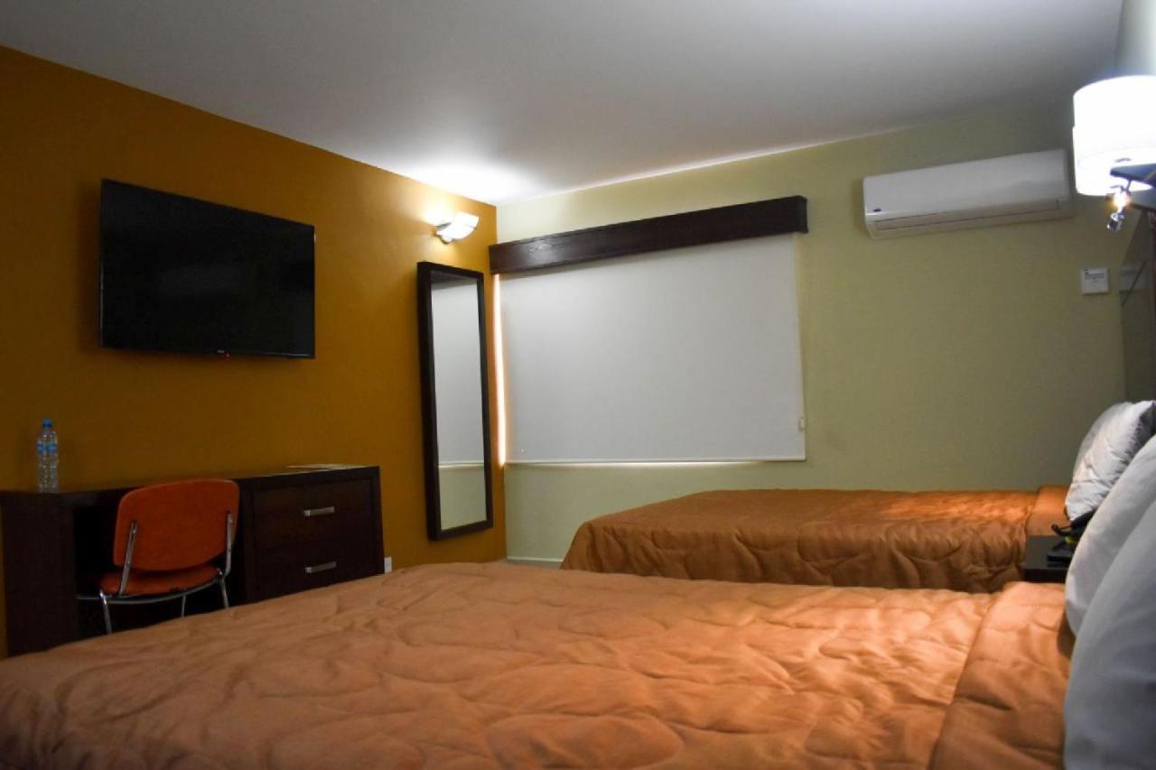 El Camino Hotel & Suites Heroica Caborca Zewnętrze zdjęcie